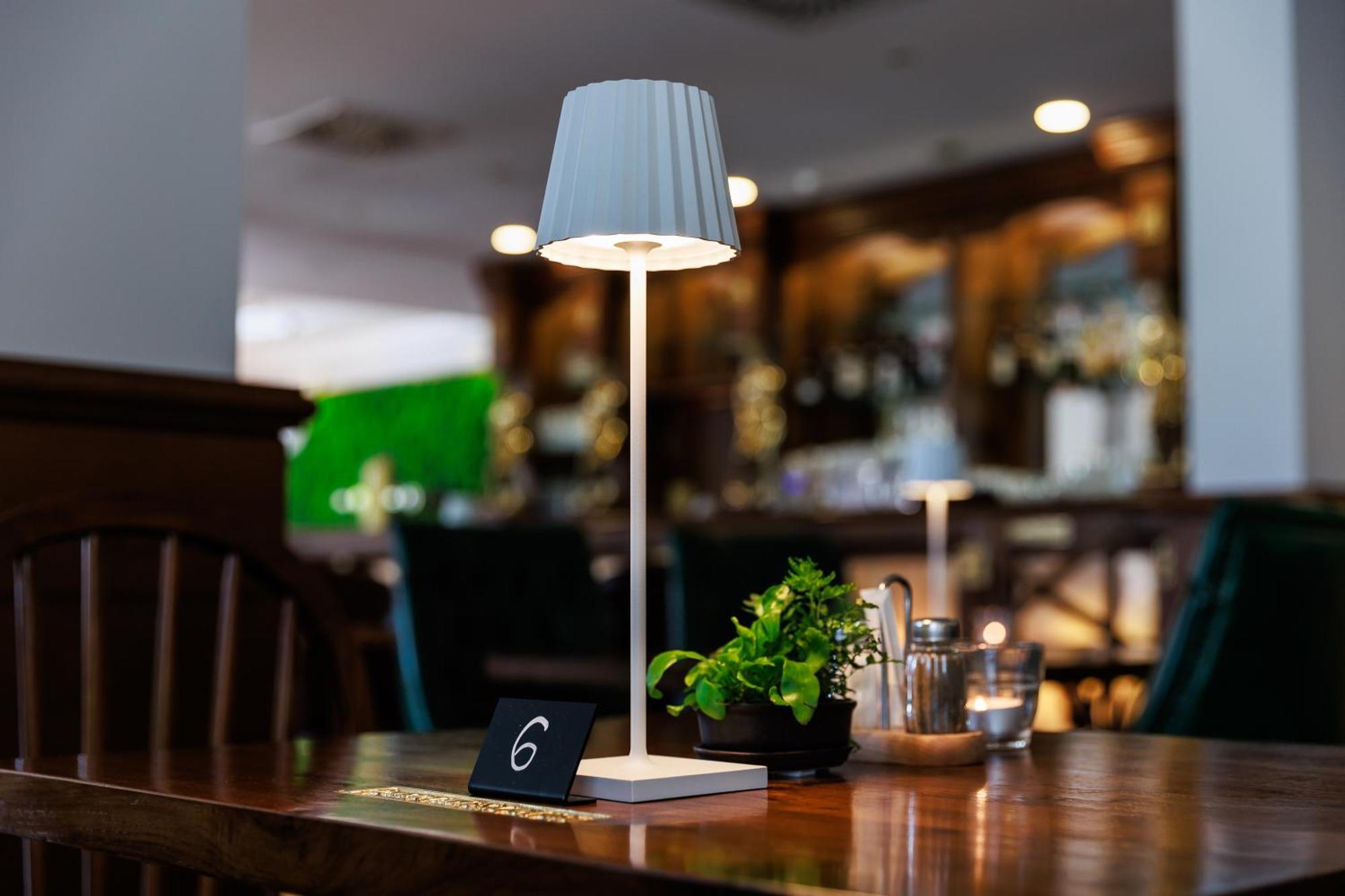 Darovansky Dvur - Wellness & Golf Hotel Браси Экстерьер фото